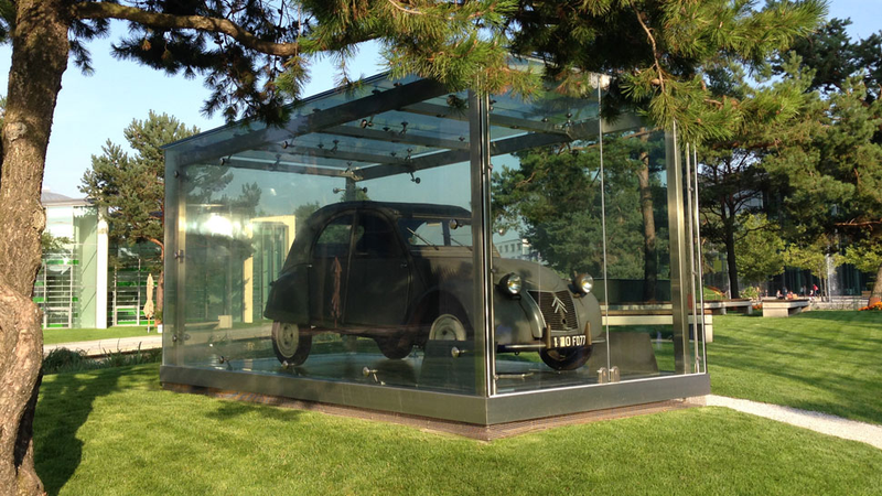 Illustration for article titled Let's Tour The VW Autostadt Museum So You Can See How Clever It Is